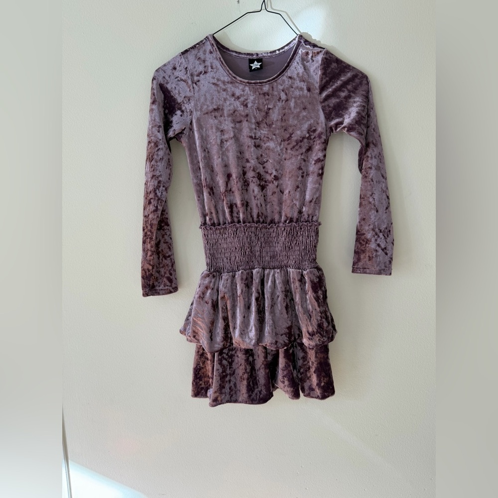 💜 Pixie Lane Crushed Velvet Dress 💜
Size: Girls 8